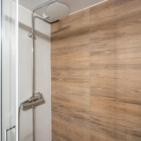 Apartment Elegant & Fresh In Hip Pagrati, *